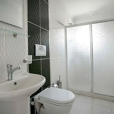 Lejlighedshotel Antioch 5*